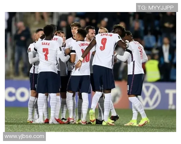 武汉篮球队以55分领跑世界杯积分榜展现强劲实力和团队合作精神