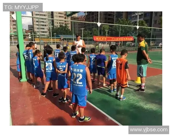 南京篮球队技术揭秘：从基础训练到战术运用的全面分析与探讨